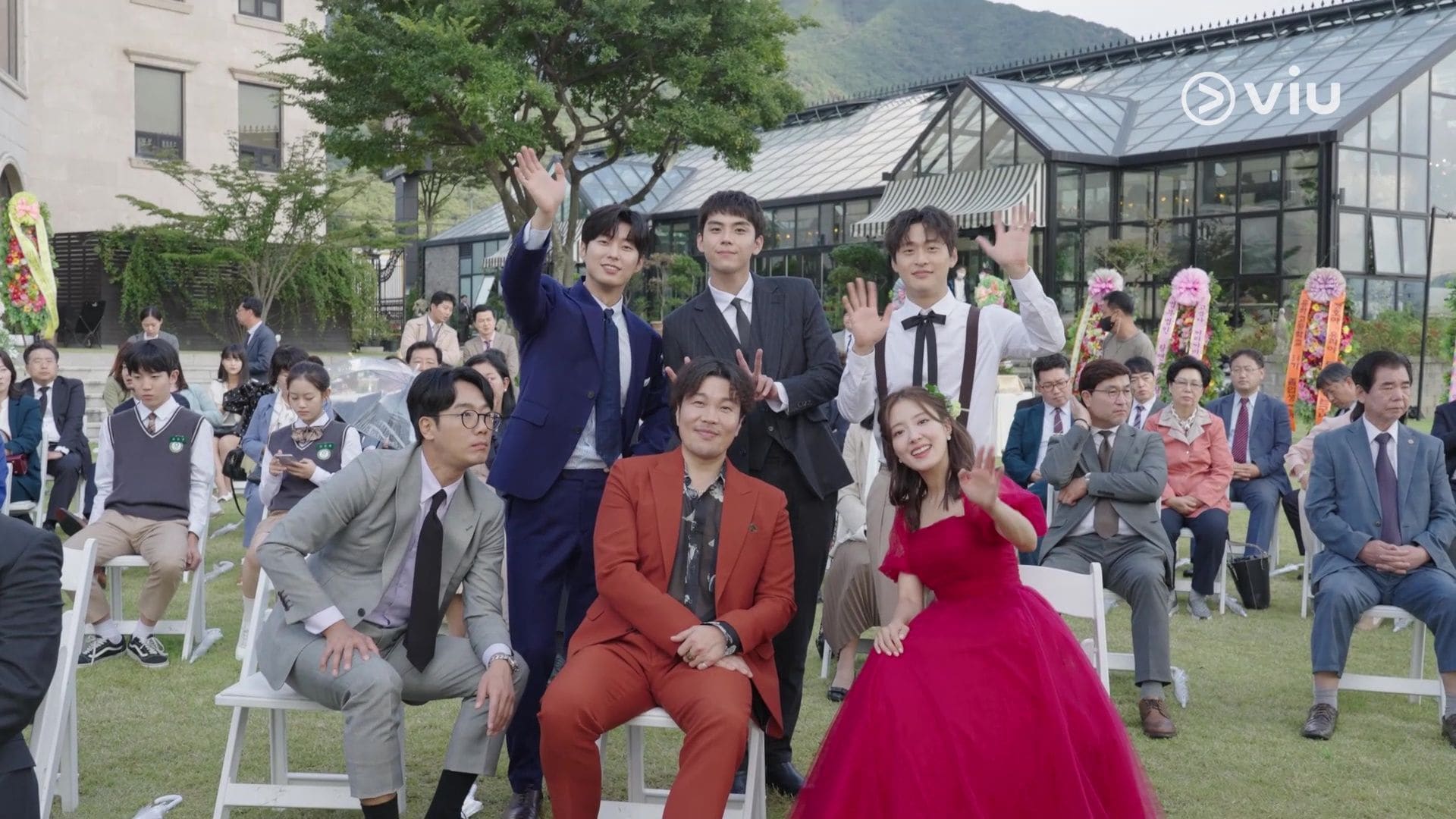 behind-the-scenes-11-trailer-the-law-cafe