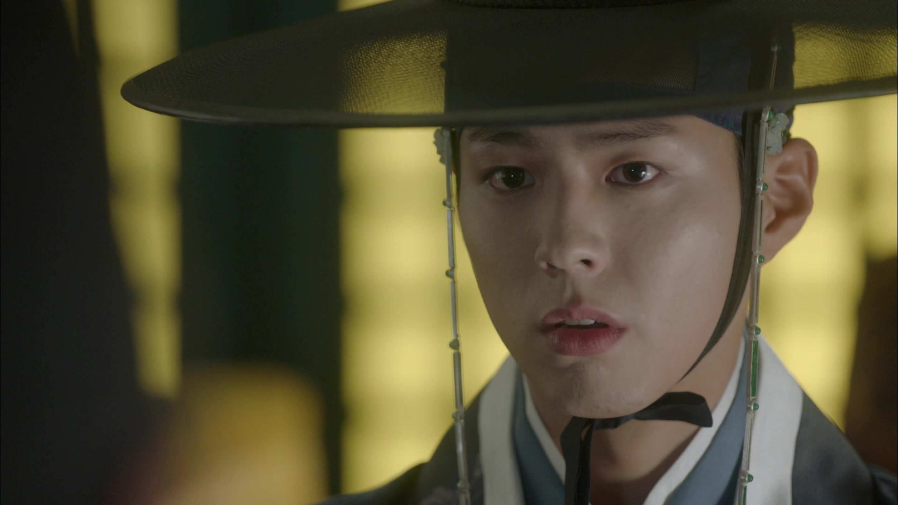 Watch Series Love in the moonlight | Episode 11 Online | Viu Sudan
