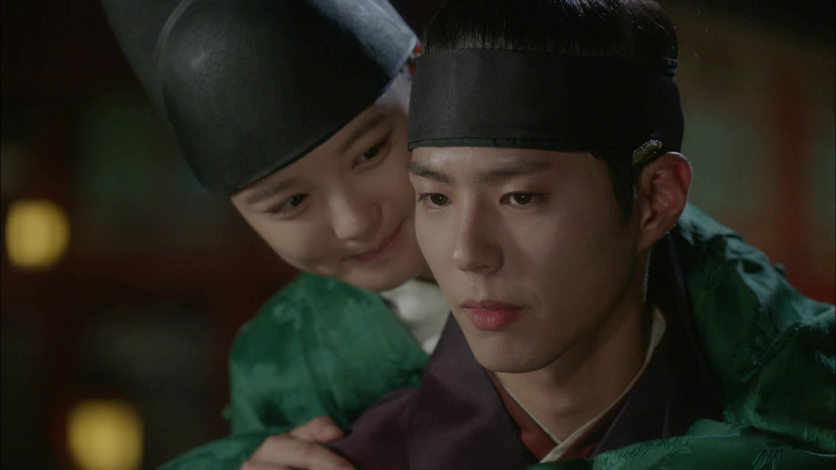 Watch Series Love in the Moonlight | Episode 10 Online | Viu Qatar