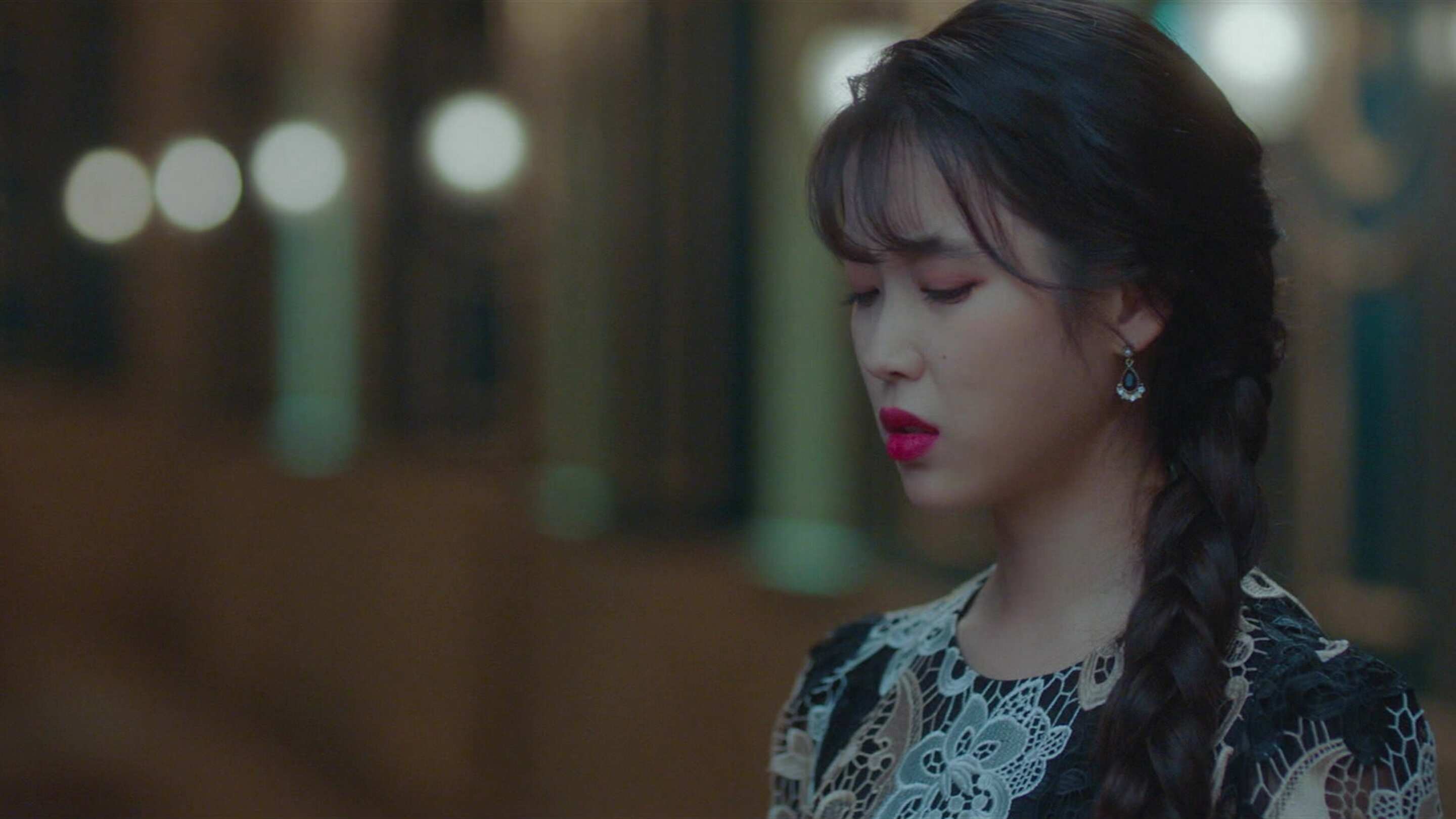 Watch Series Hotel Del Luna (Tagalog) | Episode 13 Online | Viu UAE