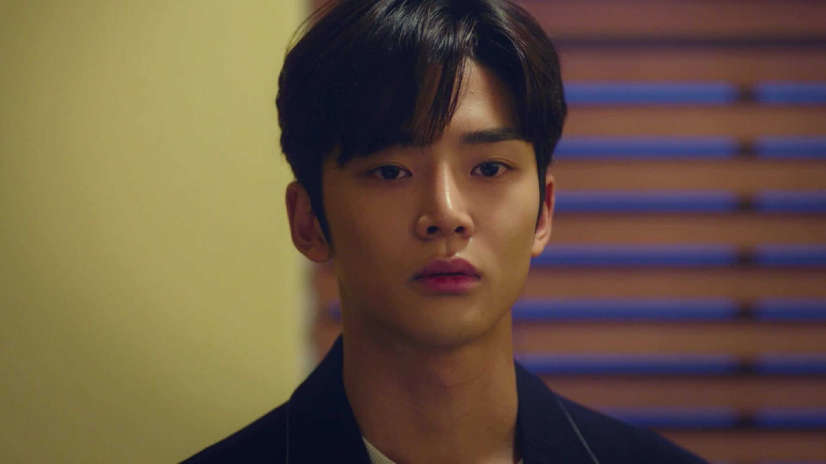Watch Series Fox Bride Star (Tagalog) | Episode 10 Online | Viu UAE